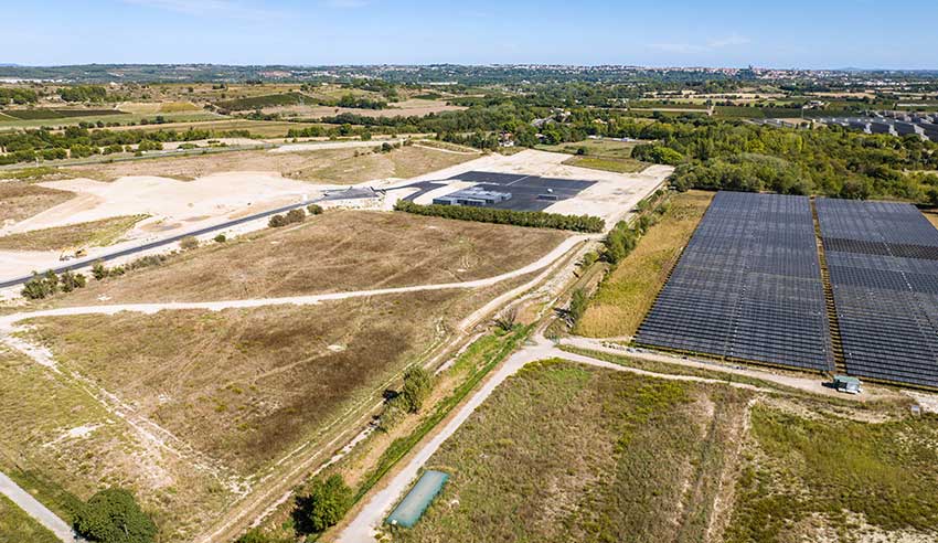Parc d’activités économiques Béziers Ouest – extension Cette extension du parc d’activités initial de Béziers Ouest a pour vocation d’accueillir des activités économiques principalement à caractère industriel, en proposant des lots de grandes tailles et un découpage à la carte selon les projets d’implantation. terrains-beziers-ouest-2-bas-1