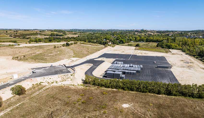 Parc d’activités économiques Béziers Ouest – extension Cette extension du parc d’activités initial de Béziers Ouest a pour vocation d’accueillir des activités économiques principalement à caractère industriel, en proposant des lots de grandes tailles et un découpage à la carte selon les projets d’implantation. terrains-beziers-ouest-2-bas-2