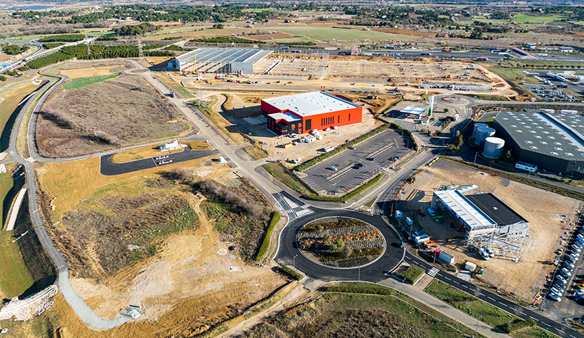Parc d’activités économiques La Méridienne Parc d’activités économiques à dominante logistique, commerces et services, profitant d‘une situation stratégique en entrée d‘agglomération et au carrefour d‘importants axes de communication (A9 et A75). terrain-amenagement-meridienne_bas-3